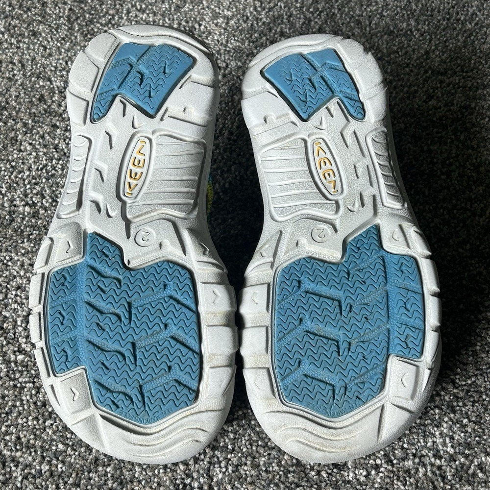 KEEN Newport Kids Size 2 Waterproof Rubber Sandals Hiking Closed Toe Tie Dye - Picture 7 of 8